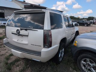 2012 Cadillac Escalade Premium - Exterior Rear Right Corner Image